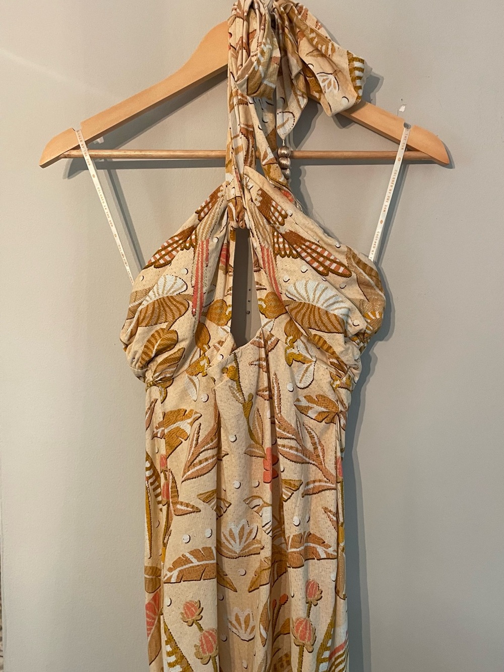 Farm RIO Jungle Chic Cream Halter Cutout Midi Dress - Picture 6 of 10